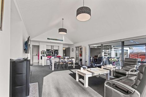 Photo of property in 3 Pinot Crescent, Ohau, 5570
