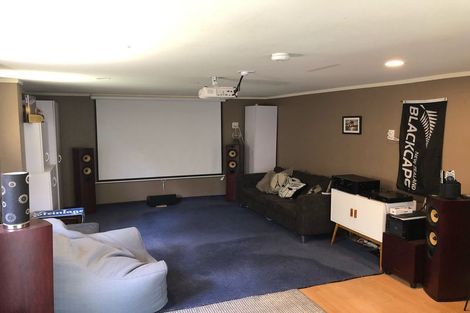 Photo of property in 10 Yeoman Place, Howick, Auckland, 2014