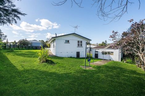 Photo of property in 18 Dellwood Avenue, Henderson, Auckland, 0612