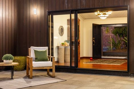 Photo of property in 22 Millennium Hill, Paraparaumu, 5032