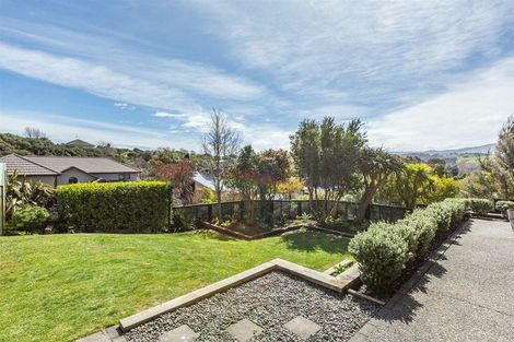 Photo of property in 28 Navigation Drive, Whitby, Porirua, 5024