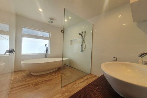 Photo of property in 21 Catrina Avenue, Birkenhead, Auckland, 0626