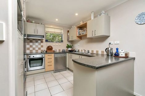 Photo of property in 3/5 Monte Cassino Place, Birkdale, Auckland, 0626