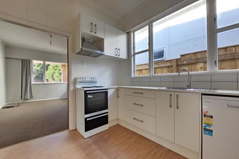 Photo of property in 5a Randwick Road, Northland, Wellington, 6012