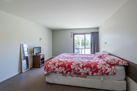 Photo of property in 48 Kotare Street, Waikanae, 5036