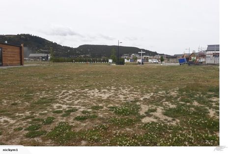 Photo of property in 5 Mount Creighton Crescent, Wanaka, 9305