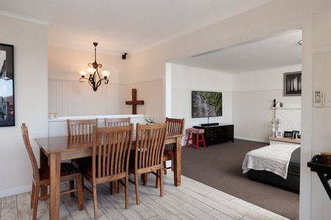 Photo of property in 156 Hinewa Road, Otumoetai, Tauranga, 3110