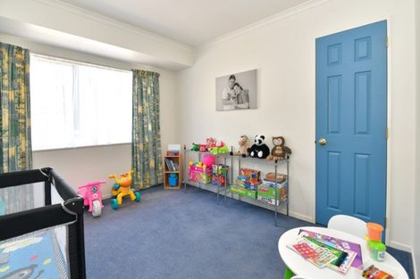 Photo of property in 36 Kath Hopper Drive, Orewa, 0931