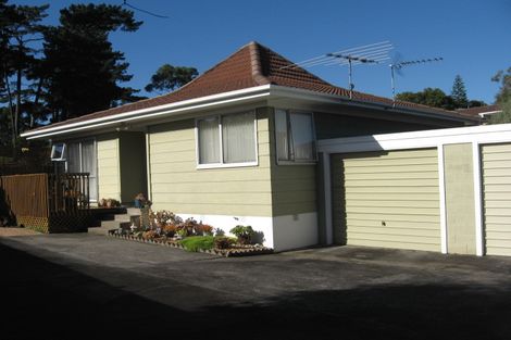 Photo of property in 1/29 Highland Park Drive, Highland Park, Auckland, 2010