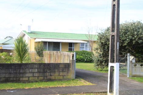 Photo of property in 14 Burbridge Road, Favona, Auckland, 2024