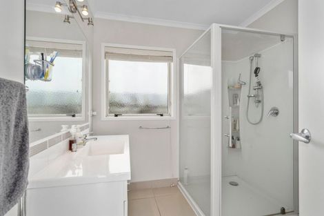 Photo of property in 29 Rosella Drive, Welcome Bay, Tauranga, 3112