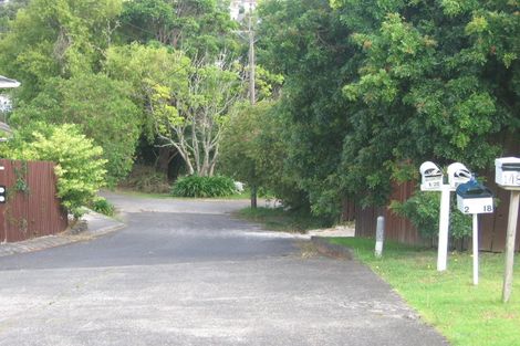 Photo of property in 1/20 Mayfield Road, Glenfield, Auckland, 0629