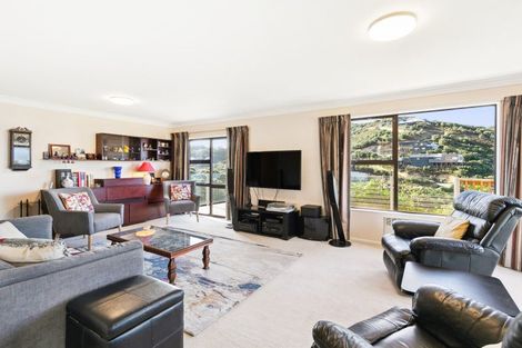 Photo of property in 19c Cave Road, Houghton Bay, Wellington, 6023