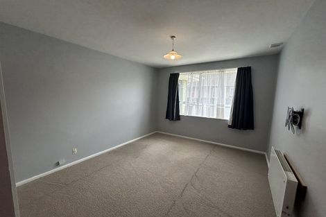 Photo of property in 2/19 Sturrocks Road, Redwood, Christchurch, 8051