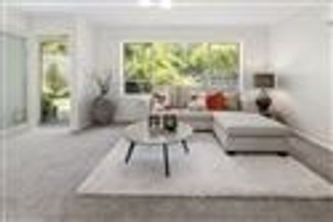 Photo of property in 2/20 Flavia Close, Torbay, Auckland, 0630