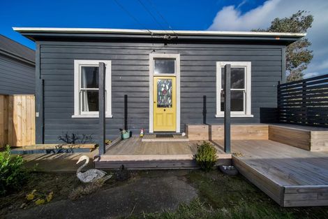 Photo of property in 78 Union Street, Hawera, 4610