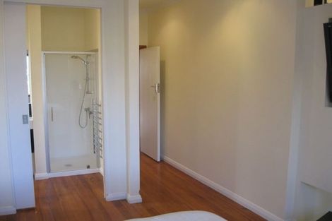 Photo of property in 93 Maupuia Road, Maupuia, Wellington, 6022