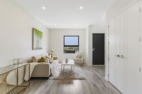 Photo of property in 42 Paina Crescent, Massey, Auckland, 0614