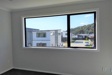 Photo of property in 3 La Mer Lane, Wallaceville, Upper Hutt, 5018