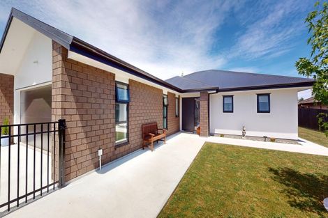 Photo of property in 6 Fuller Close, Levin, 5510