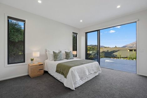 Photo of property in 4 Lindmore Lane, Lower Shotover, Queenstown, 9371