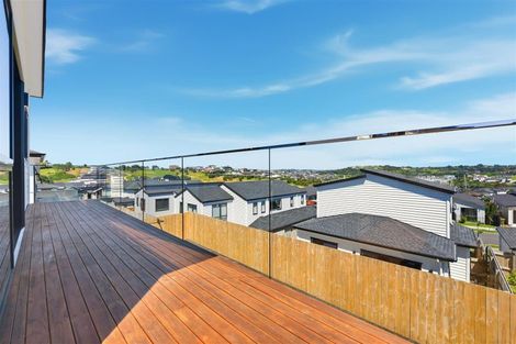 Photo of property in 13 Whale Bay Rise, Gulf Harbour, Whangaparaoa, 0930