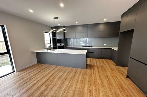 Photo of property in 34a Maraeariki Avenue, Orewa, 0931