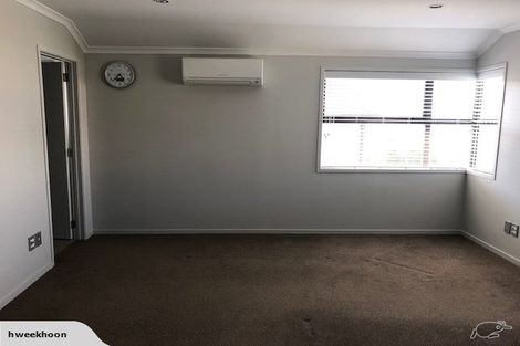 Photo of property in 1 Hirimate Place, Flat Bush, Auckland, 2019