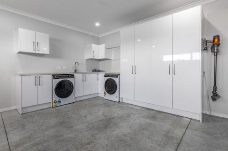 Photo of property in 6 Stunsail Lane, Whitby, Porirua, 5024