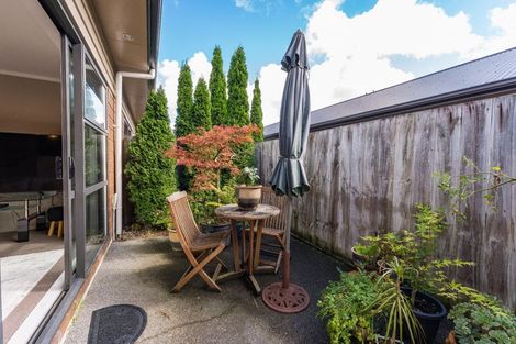 Photo of property in 108u9 Old Farm Road, Hamilton East, Hamilton, 3216