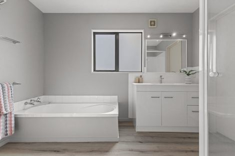 Photo of property in 7 Parade Court, Addington, Christchurch, 8024