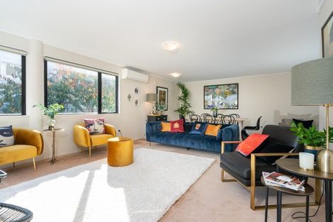Photo of property in Highwic, 32u9 Hobson Street, Thorndon, Wellington, 6011