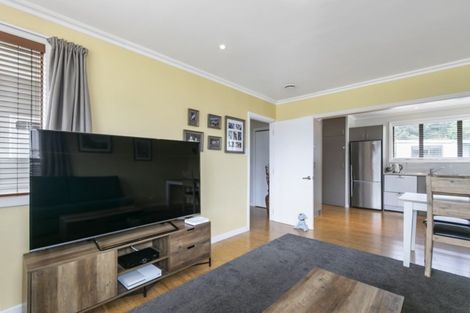 Photo of property in 17 Mcgowan Road, Wainuiomata, Lower Hutt, 5014