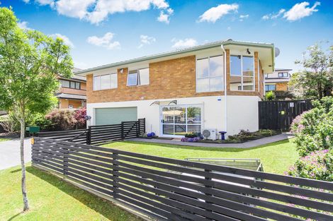 Photo of property in 62 Garton Drive, Massey, Auckland, 0614