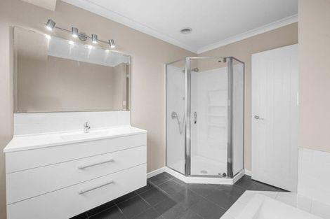 Photo of property in 9 Woodridge Drive, Flagstaff, Hamilton, 3210