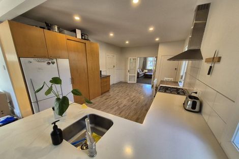 Photo of property in 165 Hills Road, Edgeware, Christchurch, 8013