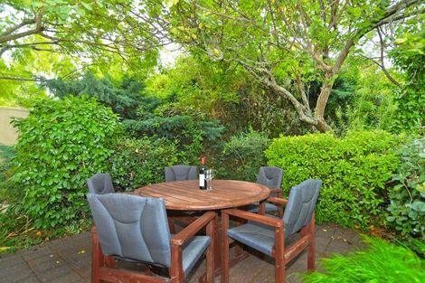 Photo of property in 98 Lane Road, Havelock North, 4130