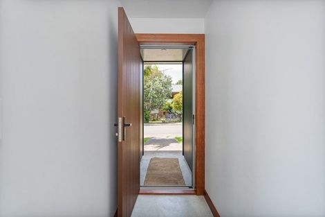 Photo of property in 1 Summer Lane, Tairua, 3508