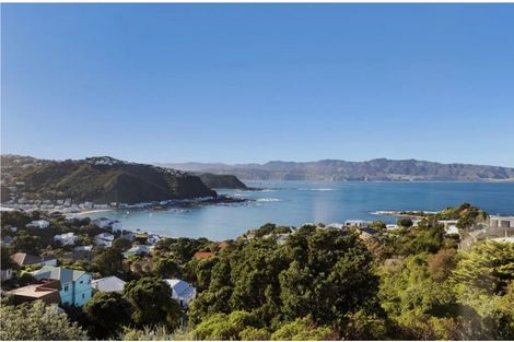 Photo of property in 8/52 High Street, Island Bay, Wellington, 6023