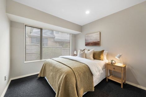 Photo of property in 27 Lansell Drive, East Tamaki Heights, Auckland, 2016