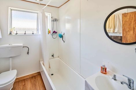 Photo of property in 171f4 Queens Drive, Lyall Bay, Wellington, 6022