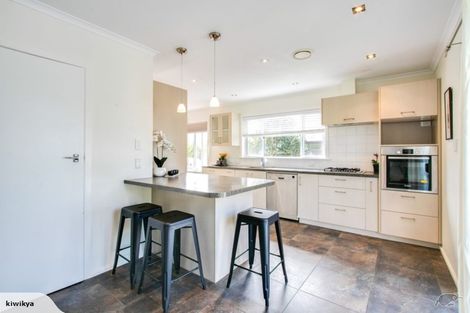 Photo of property in 18 Golding Road, Taradale, Napier, 4112