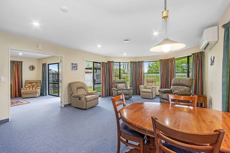 Photo of property in 21 Langley Place, Belfast, Christchurch, 8051