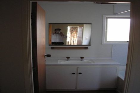 Photo of property in 1/43 Priestley Drive, Bucklands Beach, Auckland, 2014