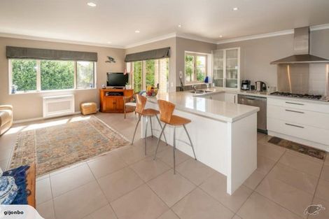 Photo of property in 57 Kittiwake Drive, Schnapper Rock, Auckland, 0632