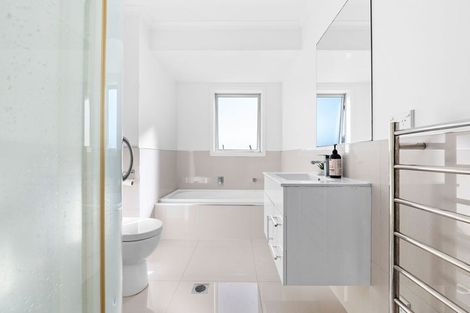 Photo of property in 7u5 Vialou Street, Hamilton Central, Hamilton, 3204