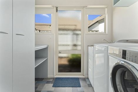 Photo of property in 10 Links View Drive, Omokoroa, 3114
