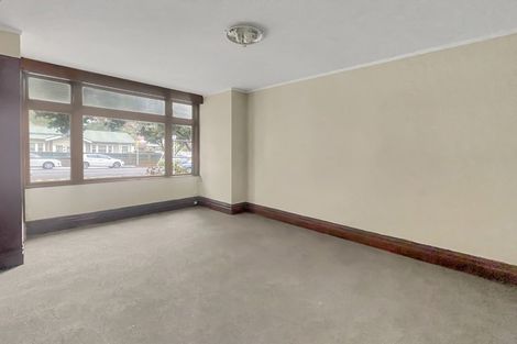 Photo of property in 108 The Parade, Island Bay, Wellington, 6023