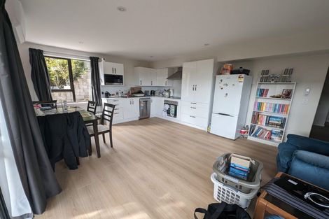 Photo of property in 11 Kinnel Grove, Papakowhai, Porirua, 5024