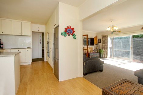 Photo of property in 19f1 Mcdowell Crescent, Hillcrest, Auckland, 0627
